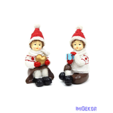Kötött ruhás karácsonyi gyerek figura 11,5cm - Ülő piros dekorációs kellék