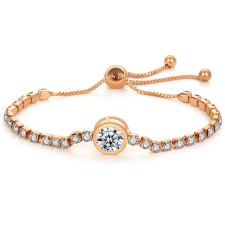 Kristályokkal kirakott karkötő kerek dísszel, rose gold színű - állítható méret karkötő