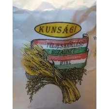 KUNSÁGI MALOM KFT KUNSÁGI TELJES KIŐRLÉSŐ BÚZALISZT 1KG reform élelmiszer