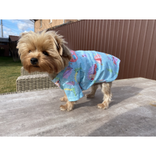  Kutyaruha - Pamut póló világoskék színben, lakókocsis és flamingós mintával - S kutyaruha