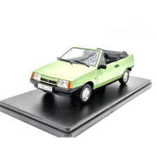  Lada Samara - Vaz 2108 Cabriolet - Natasha (1986) -  Hachette - 1:24 makett