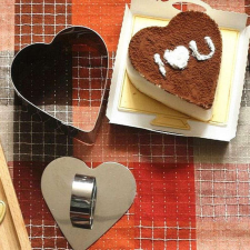 Lakatos István E.V. Rozsdamentes acél szív alakú sütemény (Mousse) forma edény
