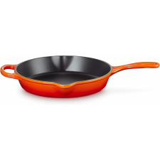 Le Creuset Signature Öntöttvas Serpenyő 20cm - Sütőpiros (20182200900422) edény