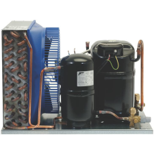  LÉGHŰTÉSŰ KONDENZÁLÓEGYSÉG AV6220Z beépíthető gépek kiegészítői