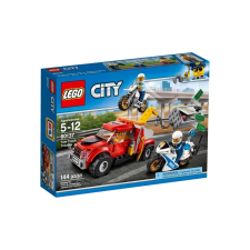 LEGO City Bajba került vontató 60137 lego