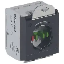 LEGRAND 022977 Osmoz csavaros aljzat - 2Z+Ny + rögzítőkeret 3 villanyszerelés
