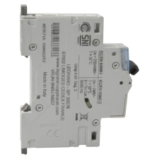 LEGRAND 407671 DX3 kismegszakító 1P C20 6000A/10kA villanyszerelés