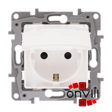 LEGRAND 764532 Niloé csapófedeles gyermekvédelemmel fehér 2P+F aljzat villanyszerelés