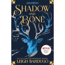 Leigh Bardugo - Shadow and Bone (Angol) egyéb könyv