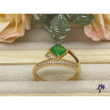  Livia gold antiallergén különleges formájú köves gyűrű 18K - zöld gyűrű