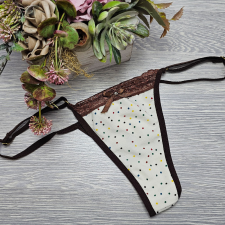  Lucifer állítható pántos pöttyös TANGA női alsó
