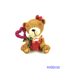  Maci figura szívvel 5x7,5 cm dekorációs kellék