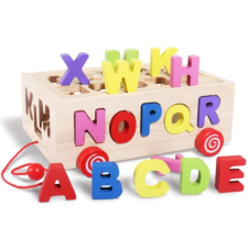 Magic Toys Fa betűs formaillesztő húzható kocsi formabedobó