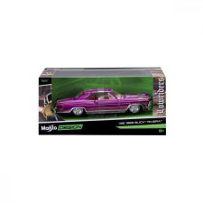 Maisto Composite model Buick Riviera 1065 1/26 makett