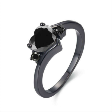 Maria King Fekete aranyozott szív cirkónium köves gyűrű, 8 gyűrű