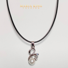 Maria King Hattyú medál strasszal és gönggyel, valódi bőr láncon medál