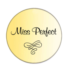 Maria King Miss Perfect kitűző kitűző