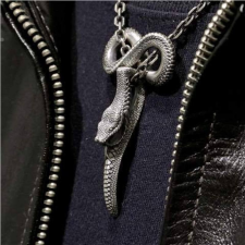 MariaKing Punk rock kígyós és végtelen medál nyaklánccal nyaklánc