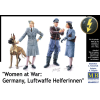  Master Box Woman at war: Germany, Luftwaffe Helferi 1:35 (MB3557)