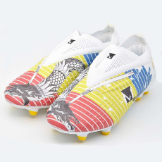  MBrands 6.8 futballcipő, tricolor, dák farkas, fűzés nélkül 41