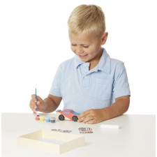 Melissa & Doug Színezd ki Melissa és Doug fából készült versenyautódat kreatív és készségfejlesztő