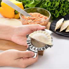 MK Home Fém derelyenyomó 8.8 cm konyhai eszköz