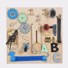 Moni Toys Montessori matatófal kicsi 30x30cm tacskós készségfejlesztő