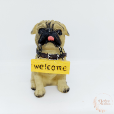  Mopsz figura welcome táblával dekorációs kellék