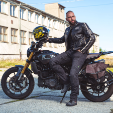 Motoros bőrkabát W-TEC Makso fekete felvarrókkal M motoros kabát