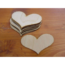  Natúr fa - Romantik szív lyuk nélkül 6x9cm 10db/csomag dekorációs kellék