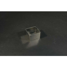  Négyzetes kiszúró forma  6 cm konyhai eszköz