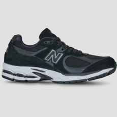New Balance Rövid szárú edzőcipők 2002 Fekete 38 1/2