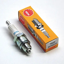 NGK BPR6HS (7022) gyújtógyertya NGK Elektronika Gyújtások Gyújtógyertyák, gyújtótrafók egyéb motorkerékpár alkatrész
