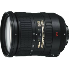 Nikon 18-200 mm 1/3.5-5.6 AF-S DX VR G IF-ED objektív