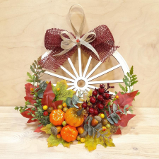  Őszi koszorú natúr fa keréken. Átmérője: 25 cm dekorációs kellék