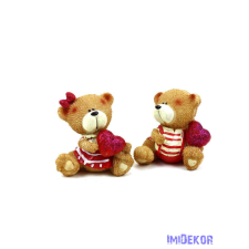 Piros-fehér ruhás maci figura kb 7cm dekorációs kellék