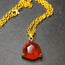  Piros kvarc kristály medál lánccal nyaklánc
