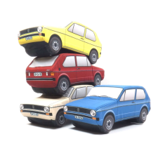 Plüss Volkswagen Golf I. bordó plüssfigura