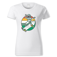 polofun.hu Asztronauta gördeszkázik, retró