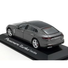  Porsche Panamera Turbo 2.Gen. 1:43 makett