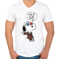 PRINTFASHION Dogtor Snoopy - Férfi V-nyakú póló - Fehér férfi póló