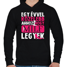 PRINTFASHION Egy évvel közelebb - Férfi kapucnis pulóver - Fekete férfi pulóver, kardigán