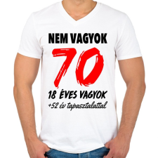 PRINTFASHION Nem vagyok 70! - Férfi V-nyakú póló - Fehér férfi póló