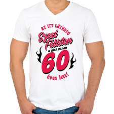 PRINTFASHION Szexi Szülinapos Félisten világosra 60 - Férfi V-nyakú póló - Fehér férfi póló