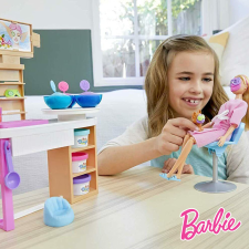 Régió játék Barbie szépségszalon szett, arcmaszk készítővel barbie baba
