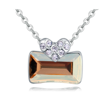 Ridikül- borostyán- Swarovski kristályos nyaklánc nyaklánc