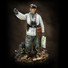  Royal Model German tanker in winter dress - WWII 1:48 (RM824) makett