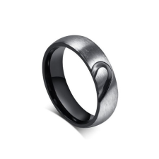  Rozsdamentes acél férfi karikagyűrű szívmotívummal, 8-as méret gyűrű