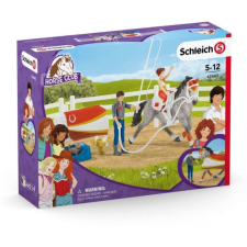 Schleich 42443 Mia lovastorna játékszett - Horse Club játékfigura