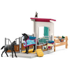 Schleich Ló box kancával és csikóval 42611 játékfigura